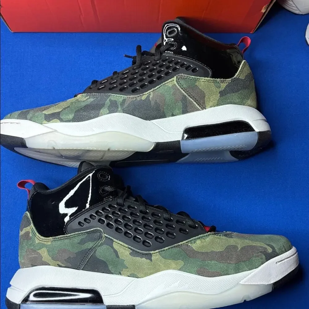 Nike Air Jordan Maxin Camouflage and Black Athletic Shoes size 12 no box